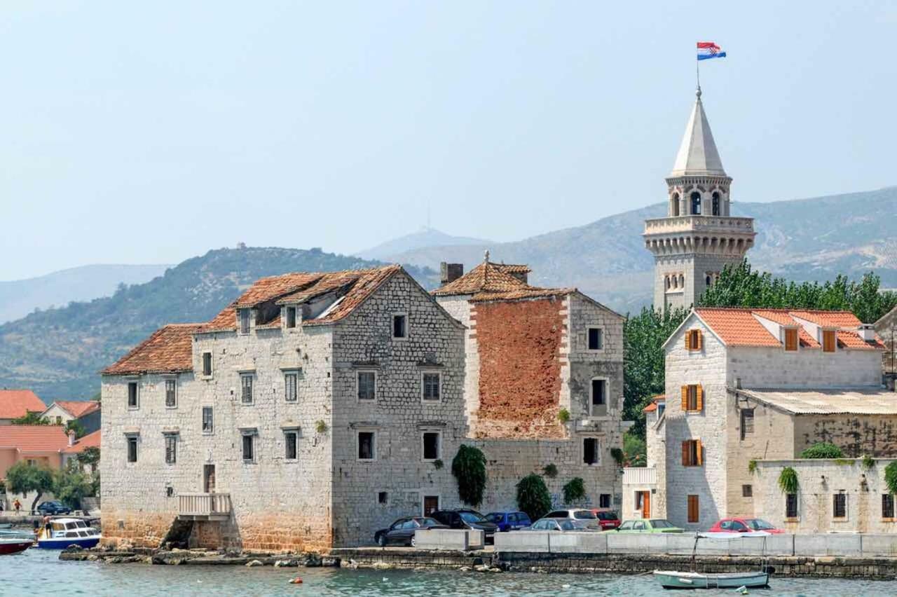 Suncica Apartments Kastela Luaran gambar