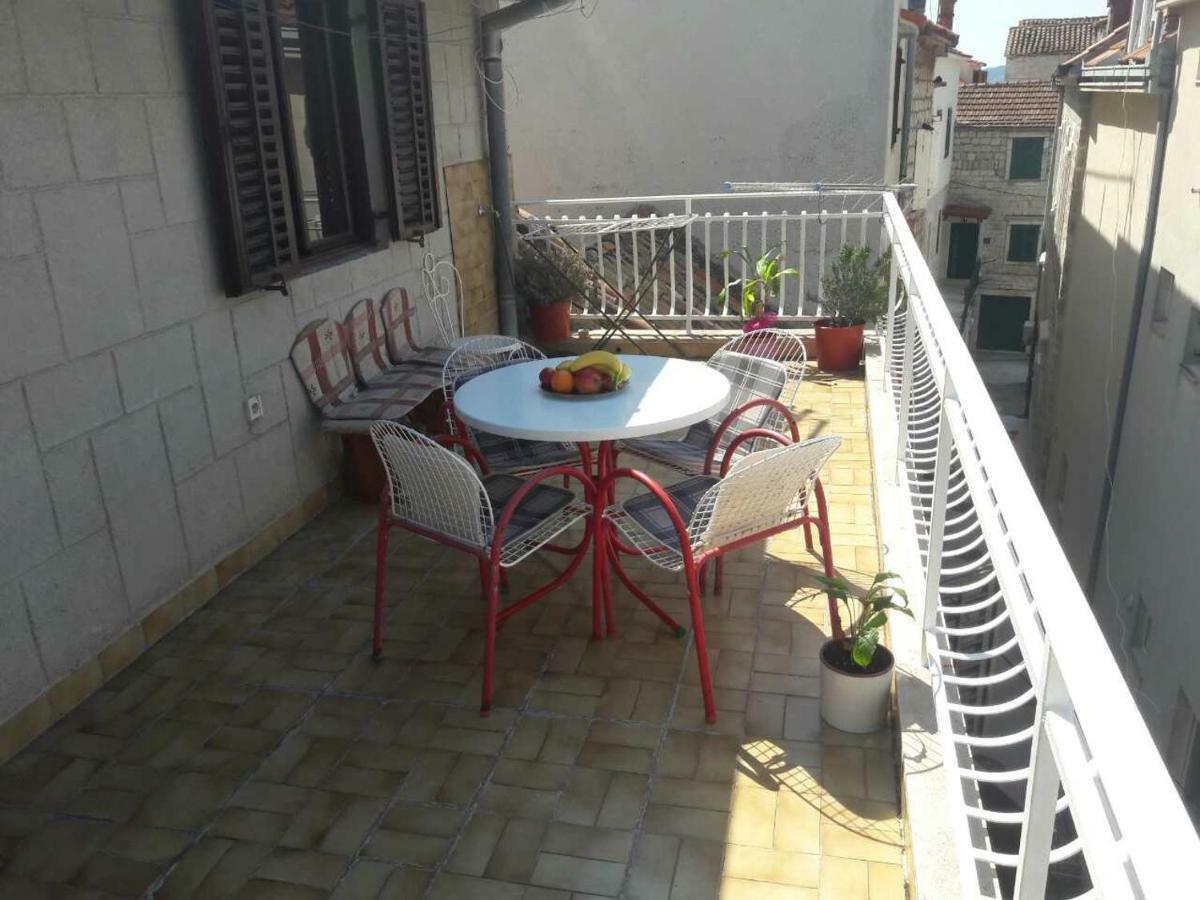 Suncica Apartments Kastela Luaran gambar