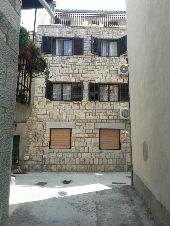 Suncica Apartments Kastela Luaran gambar