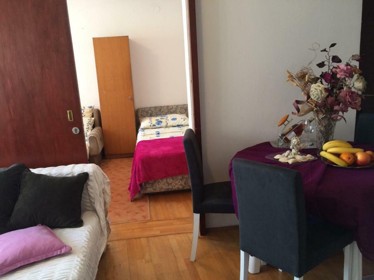 Suncica Apartments Kastela Luaran gambar