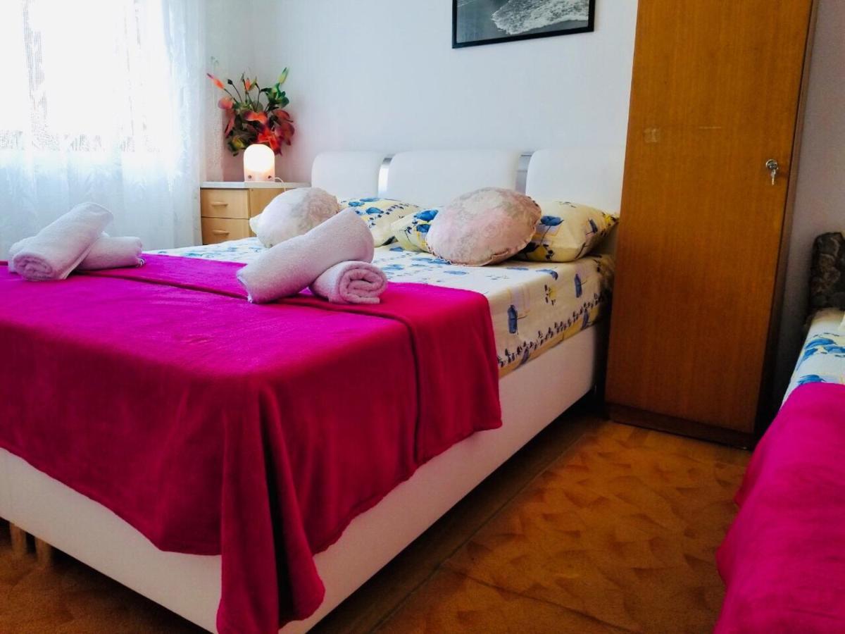 Suncica Apartments Kastela Luaran gambar